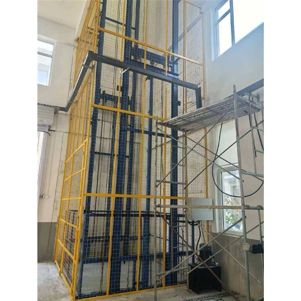 广东导轨链条式升降货梯
