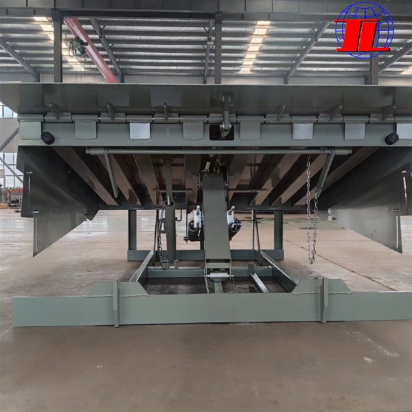 广东月台登车桥